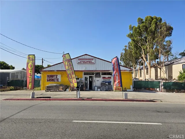 18189 Valley Boulevard, Bloomington, California 92316