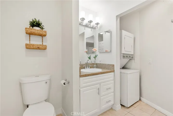 Updated hall bathroom