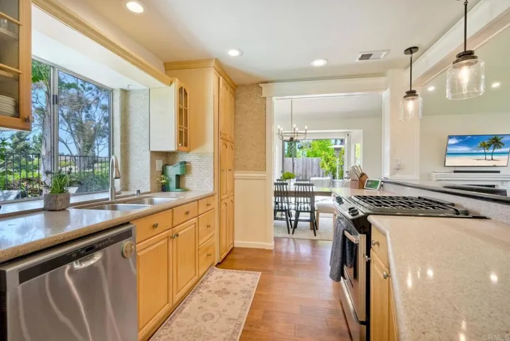 1675 Bronco Way, Oceanside, California 92057