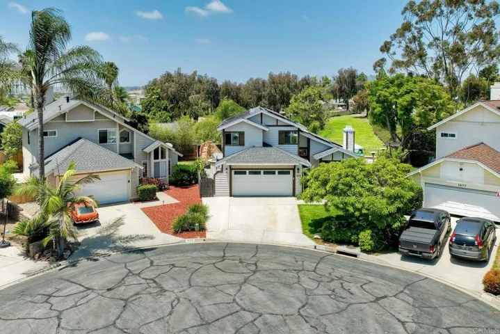 1675 Bronco Way, Oceanside, California 92057