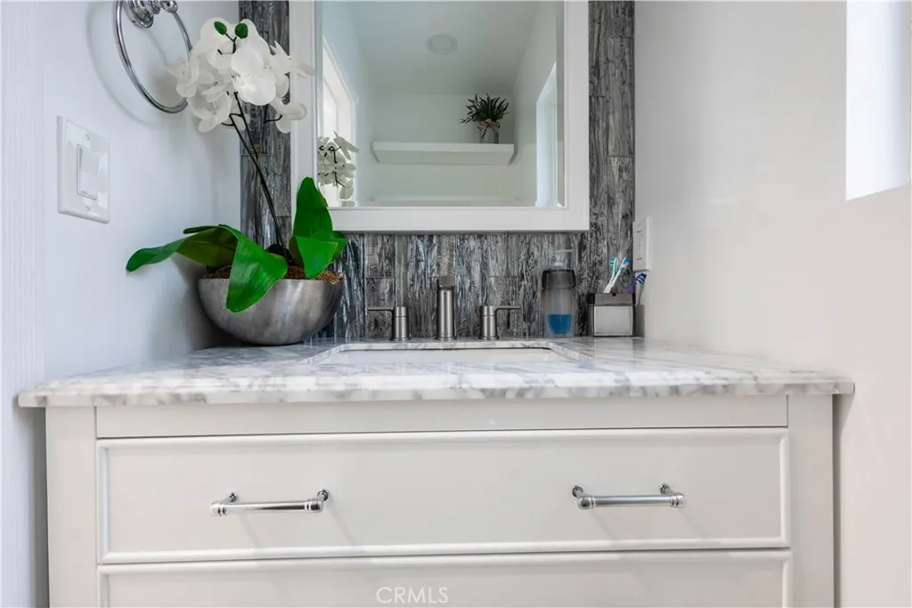 7847 Brookmill Road, Downey, California 90241 home-pic-58