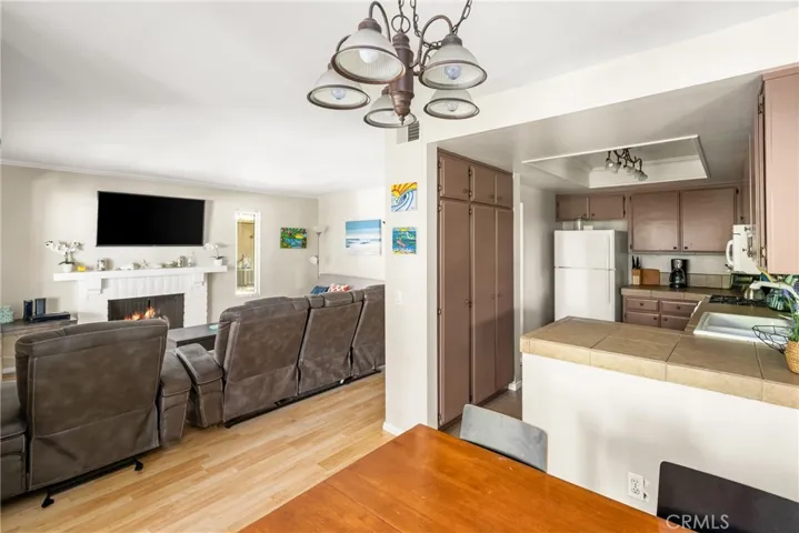 400 Brighton Springs, Costa Mesa, California 92627
