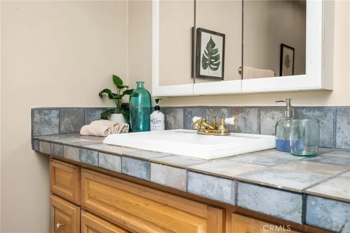 400 Brighton Springs, Costa Mesa, California 92627