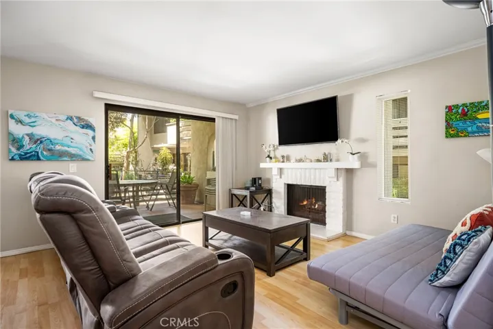 400 Brighton Springs, Costa Mesa, California 92627