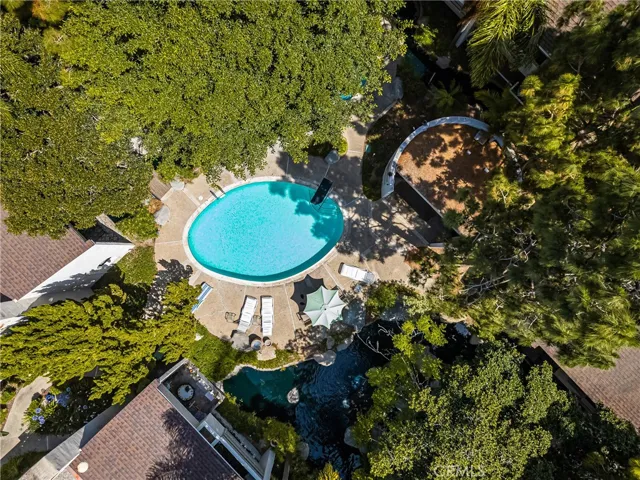 400 Brighton Springs, Costa Mesa, California 92627