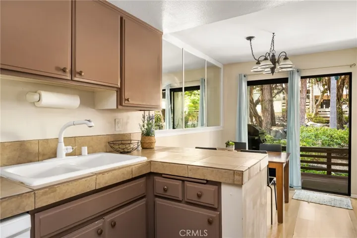 400 Brighton Springs, Costa Mesa, California 92627