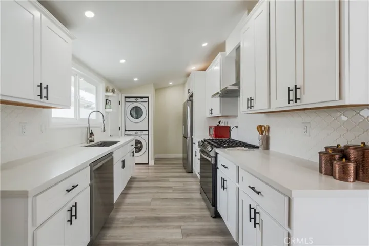 1925 W Beacon Avenue, Anaheim, California 92804