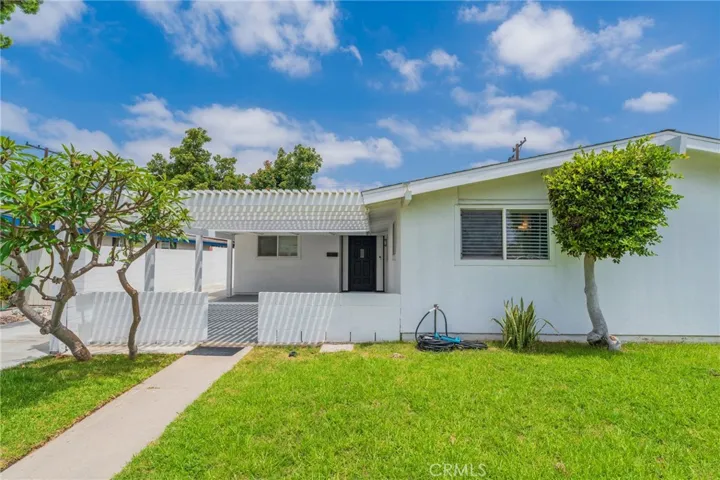 1925 W Beacon Avenue, Anaheim, California 92804