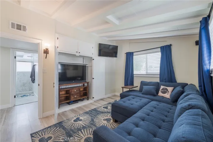 1925 W Beacon Avenue, Anaheim, California 92804