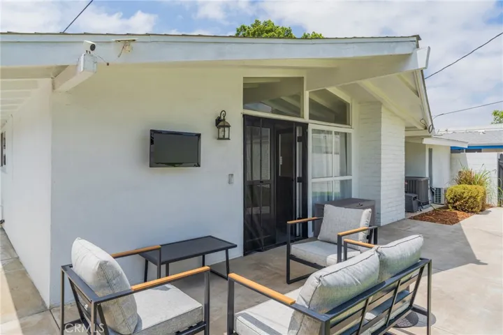1925 W Beacon Avenue, Anaheim, California 92804
