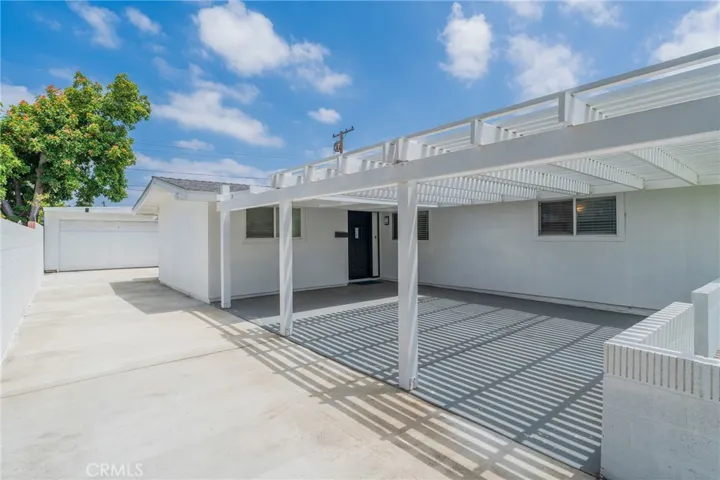 1925 W Beacon Avenue, Anaheim, California 92804