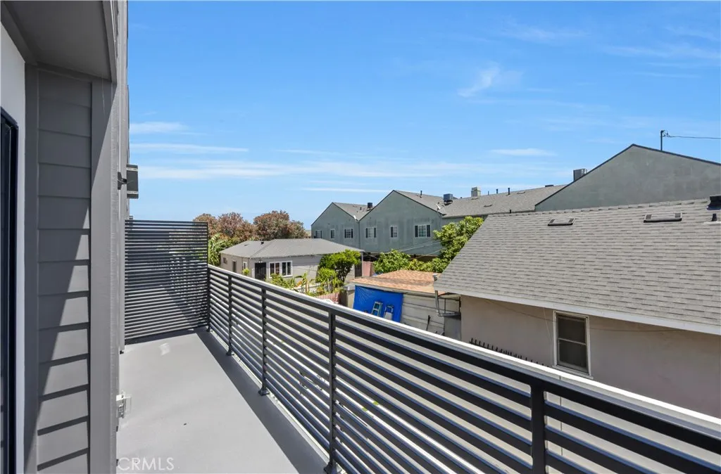 1715 W 149th Street E, Gardena, California 90247 home-pic-25