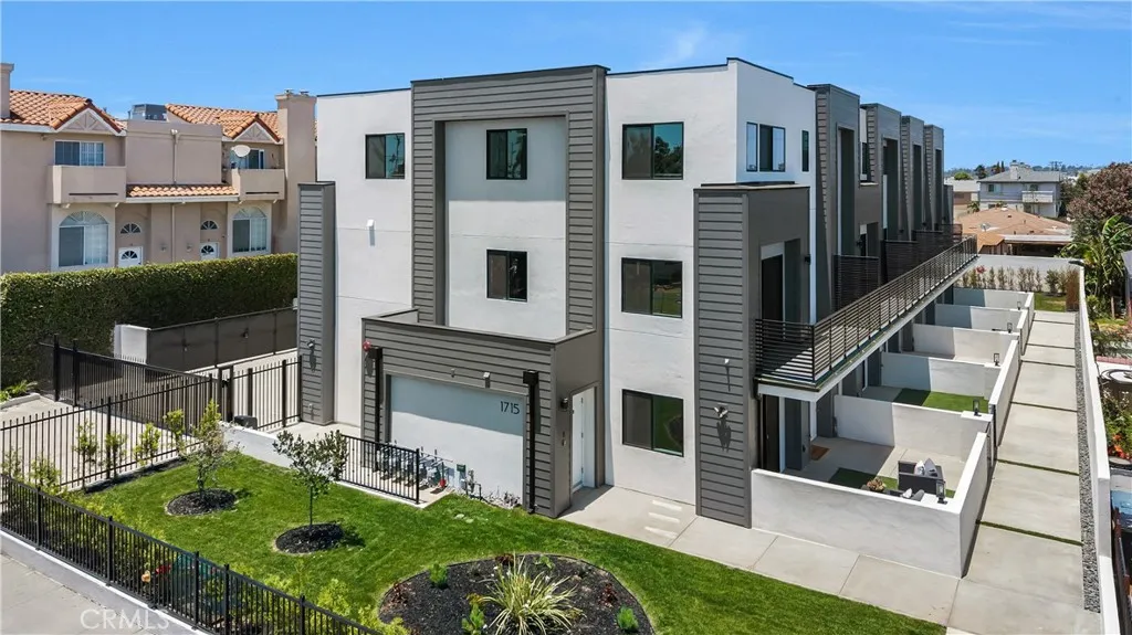 1715 W 149th Street E, Gardena, California 90247 home-pic-30