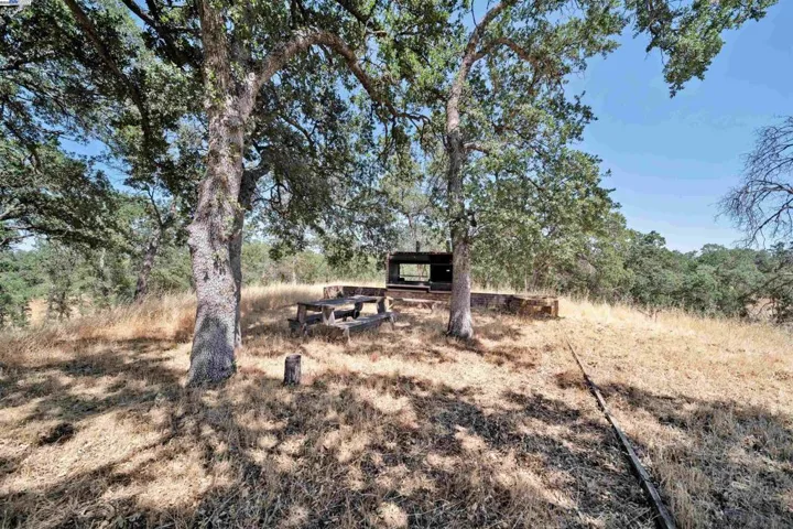14125 Black Mountain, Red Bluff, California 96080