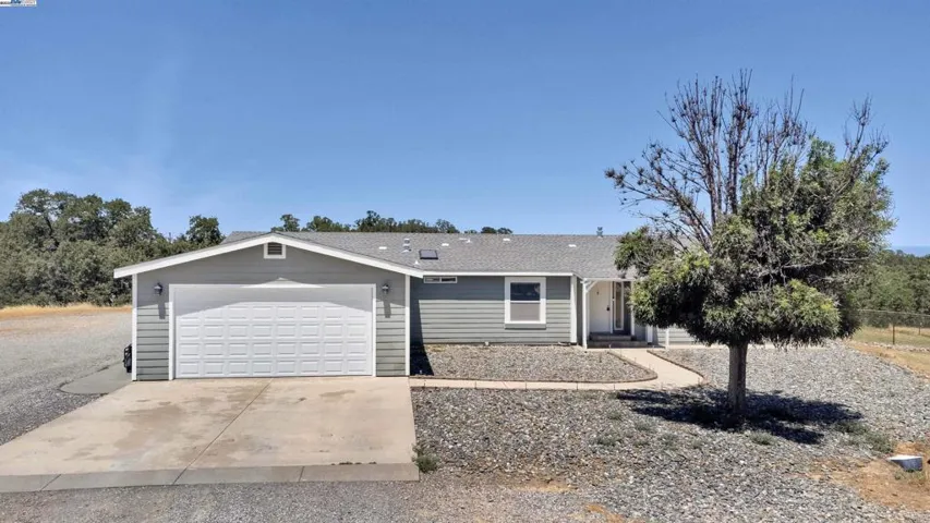 14125 Black Mountain, Red Bluff, California 96080