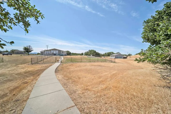 14125 Black Mountain, Red Bluff, California 96080