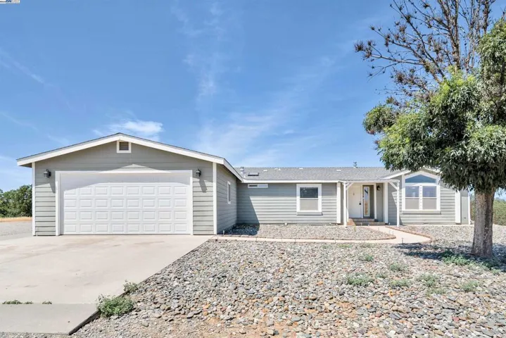 14125 Black Mountain, Red Bluff, California 96080