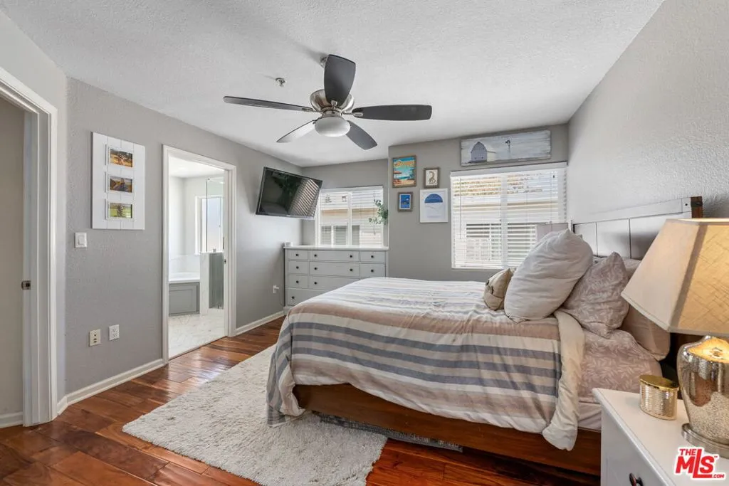 222 W Imperial Avenue 3, El Segundo, California 90245 home-pic-11