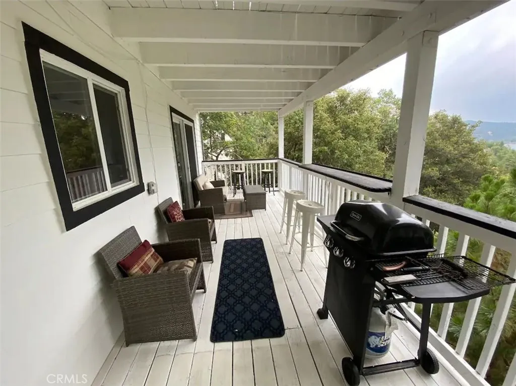 27547 Alpen Drive, Lake Arrowhead, California 92352 home-pic-32