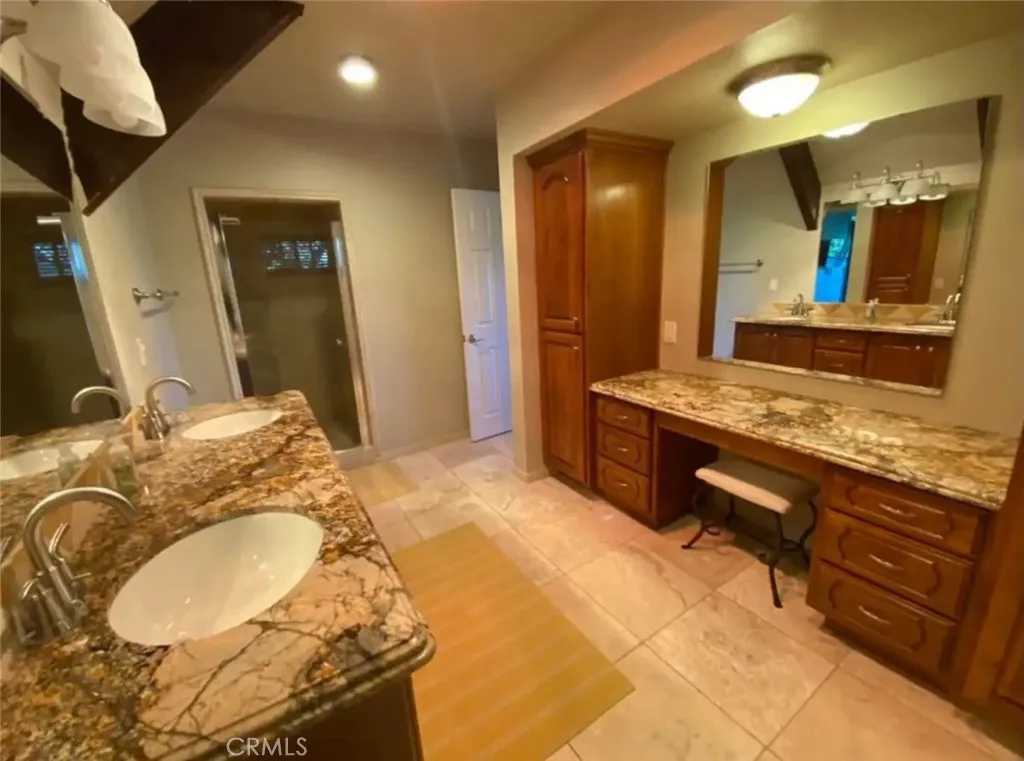 27547 Alpen Drive, Lake Arrowhead, California 92352 home-pic-21