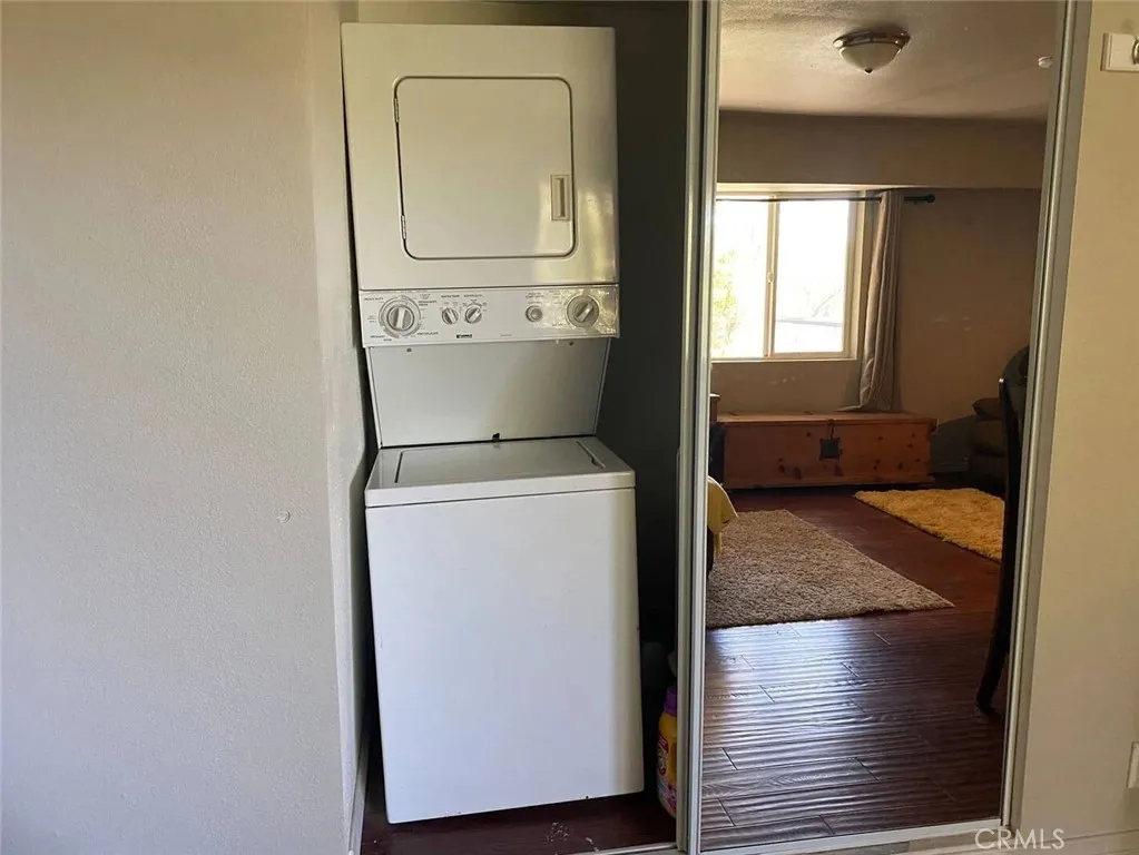 27547 Alpen Drive, Lake Arrowhead, California 92352 home-pic-36