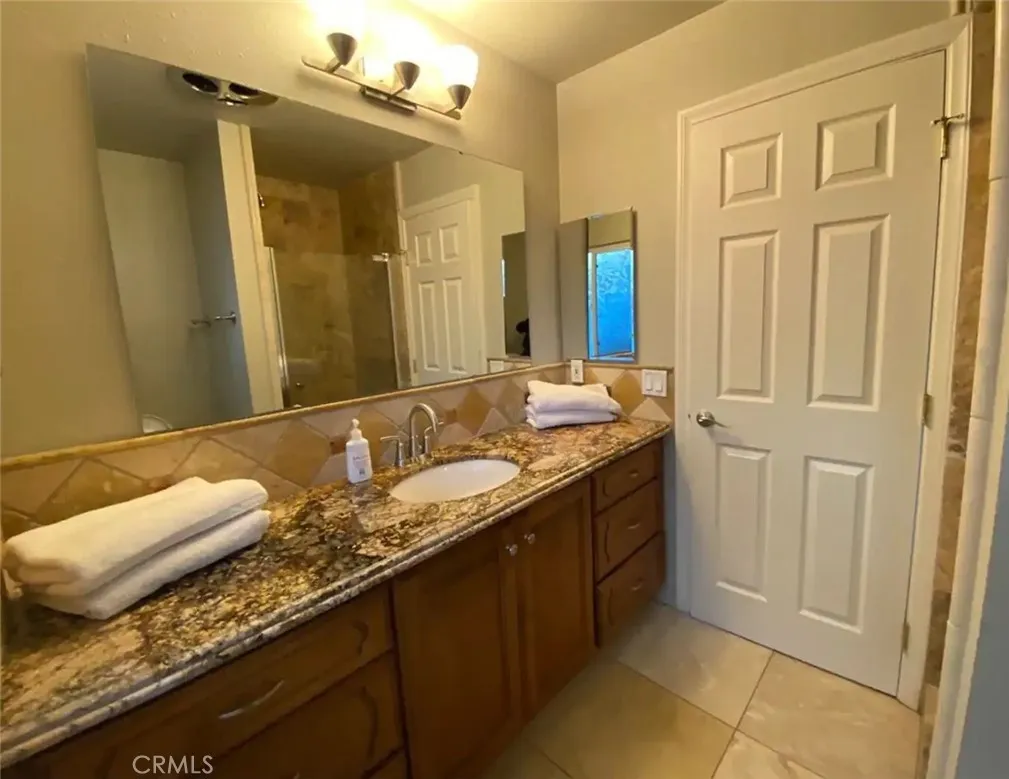 27547 Alpen Drive, Lake Arrowhead, California 92352 home-pic-11