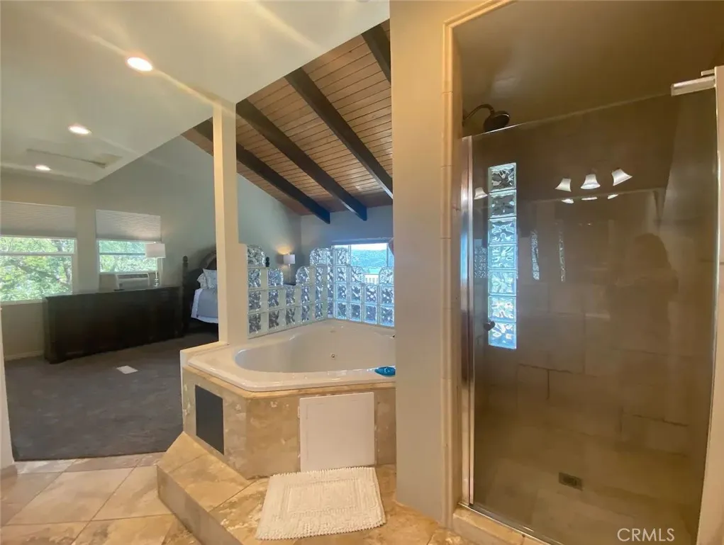 27547 Alpen Drive, Lake Arrowhead, California 92352 home-pic-16