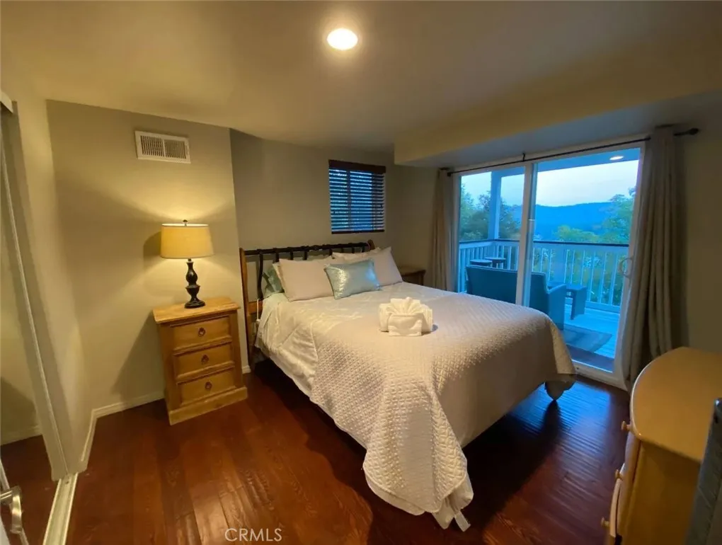 27547 Alpen Drive, Lake Arrowhead, California 92352 home-pic-31