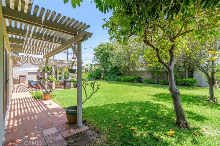 8042 Driftwood Drive, Huntington Beach, California 92646