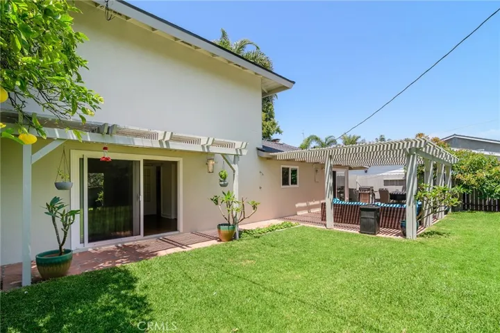 8042 Driftwood Drive, Huntington Beach, California 92646