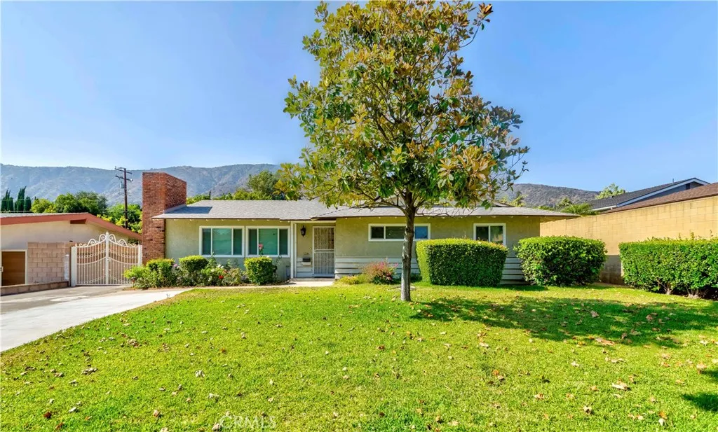 405 W Virginia Avenue, Glendora, California 91741, 3 Bedrooms Bedrooms, ,2 BathroomsBathrooms,Residential,For Sale,Virginia,AR25142159