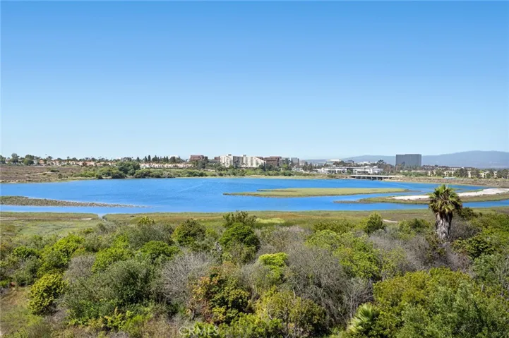 362 Vista Madera, Newport Beach, California 92660