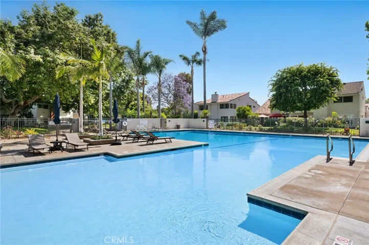 362 Vista Madera, Newport Beach, California 92660