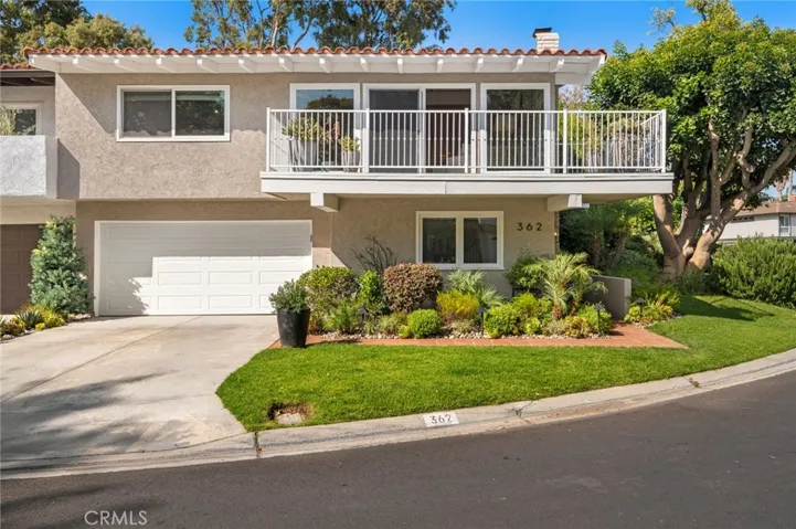 362 Vista Madera, Newport Beach, California 92660