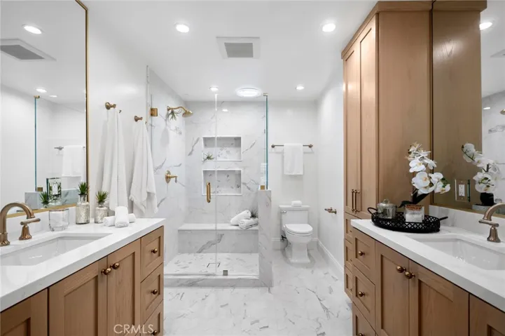 362 Vista Madera, Newport Beach, California 92660