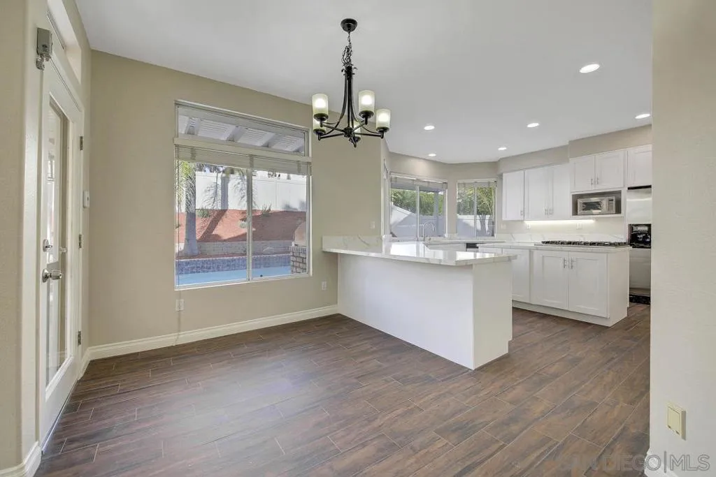 32074 Corte Eldorado, Temecula, California 92592 home-pic-10