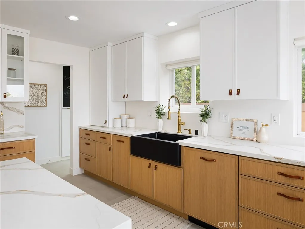 320 Calle Mayor, Redondo Beach, California 90277 home-pic-20