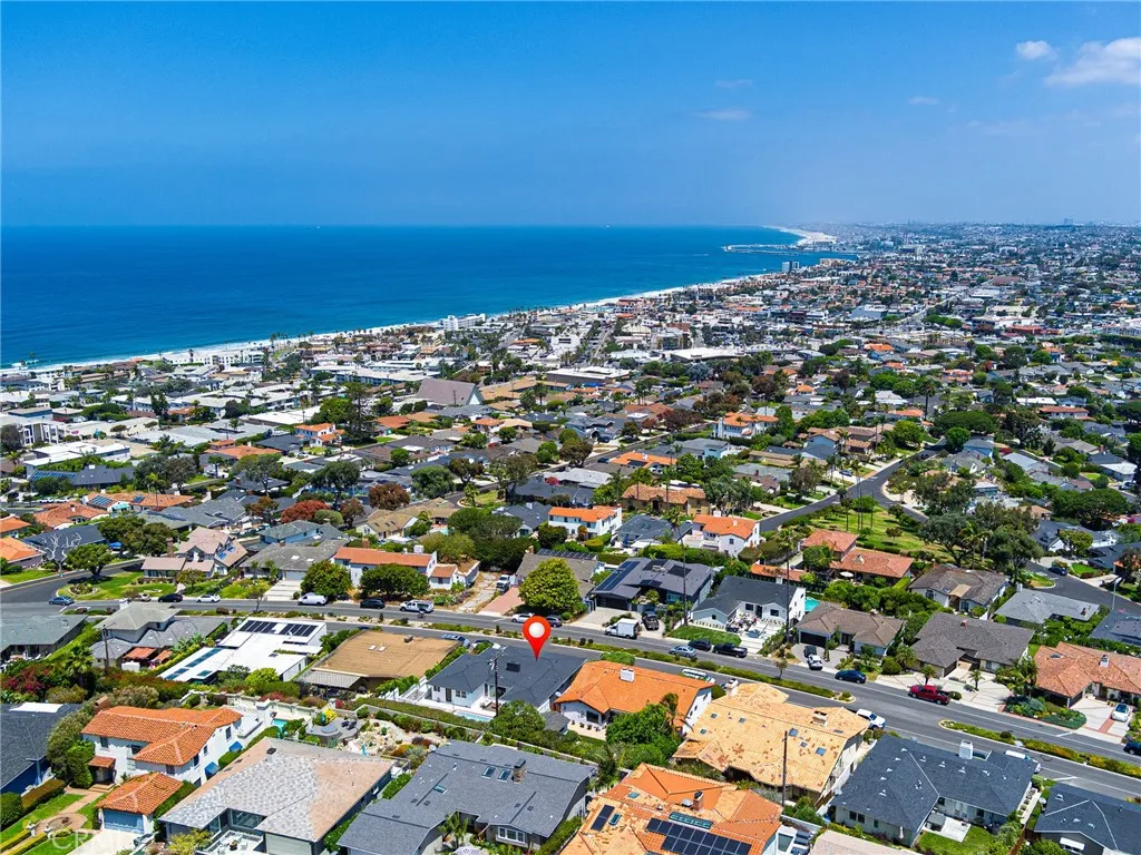 320 Calle Mayor, Redondo Beach, California 90277 home-pic-25