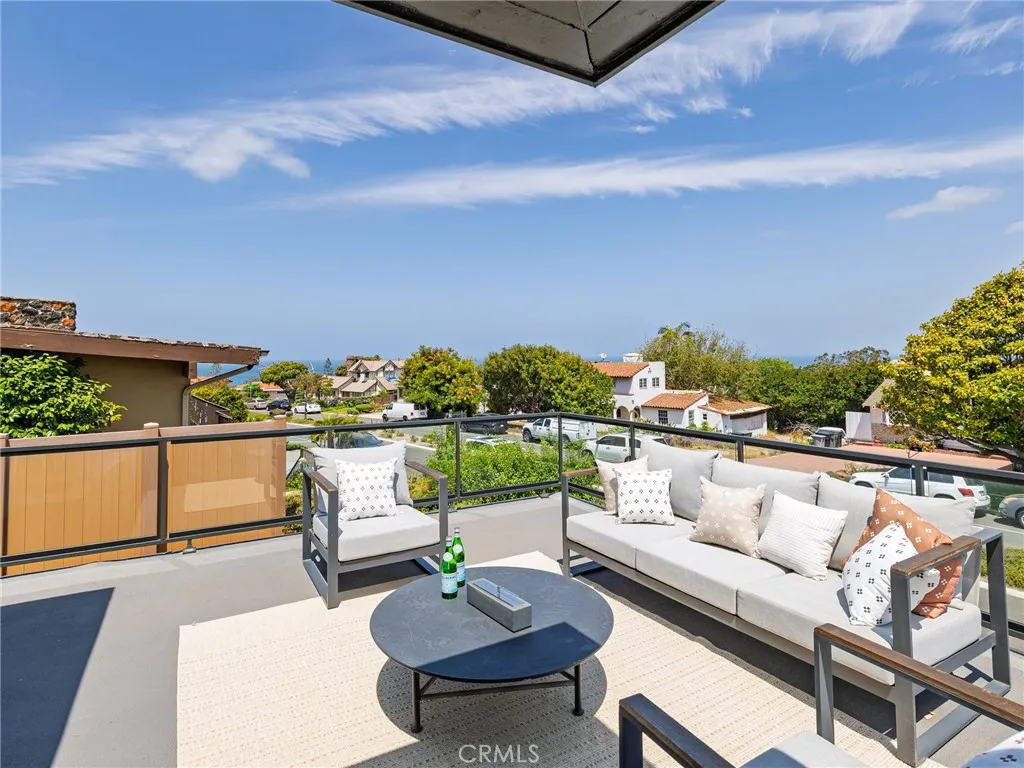 320 Calle Mayor, Redondo Beach, California 90277 home-pic-26