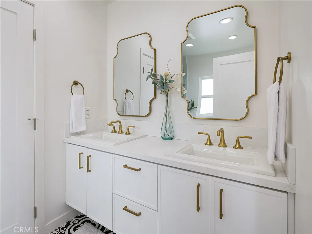 320 Calle Mayor, Redondo Beach, California 90277 home-pic-45