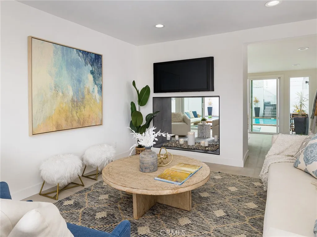 320 Calle Mayor, Redondo Beach, California 90277 home-pic-6