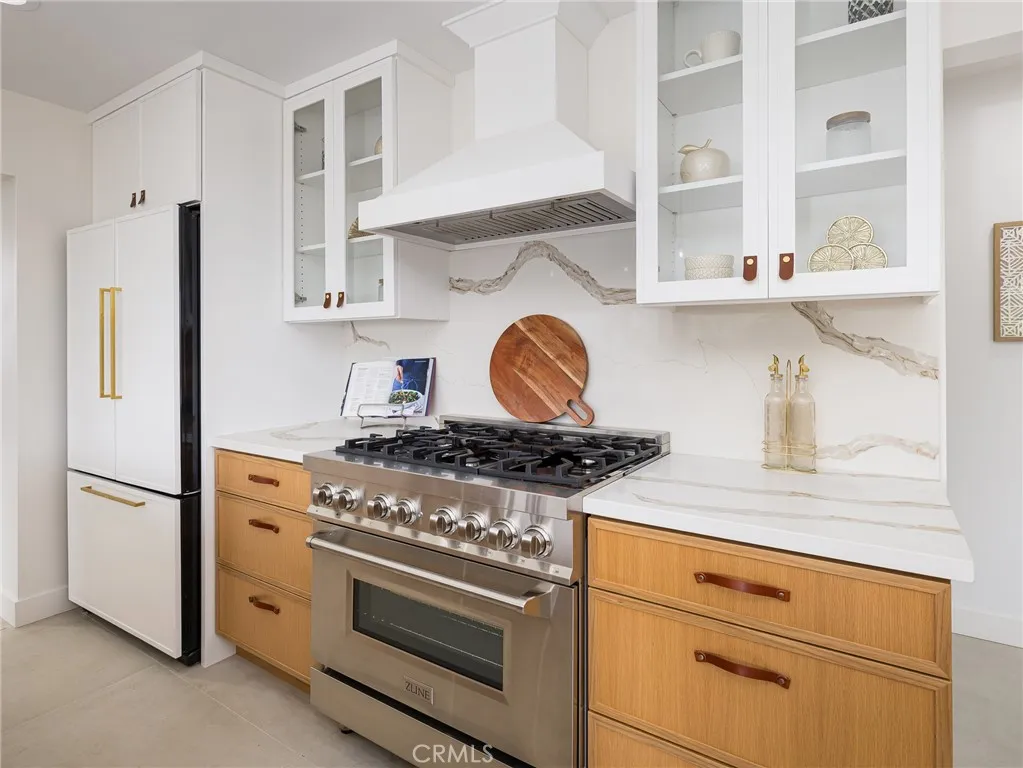 320 Calle Mayor, Redondo Beach, California 90277 home-pic-17