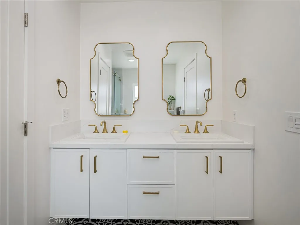 320 Calle Mayor, Redondo Beach, California 90277 home-pic-33
