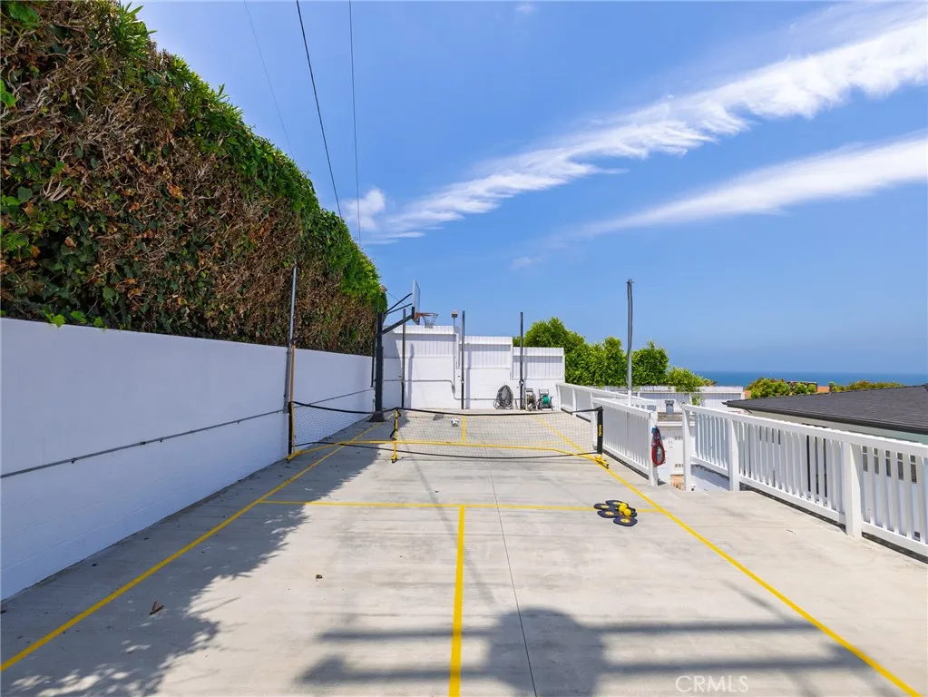 320 Calle Mayor, Redondo Beach, California 90277 home-pic-28