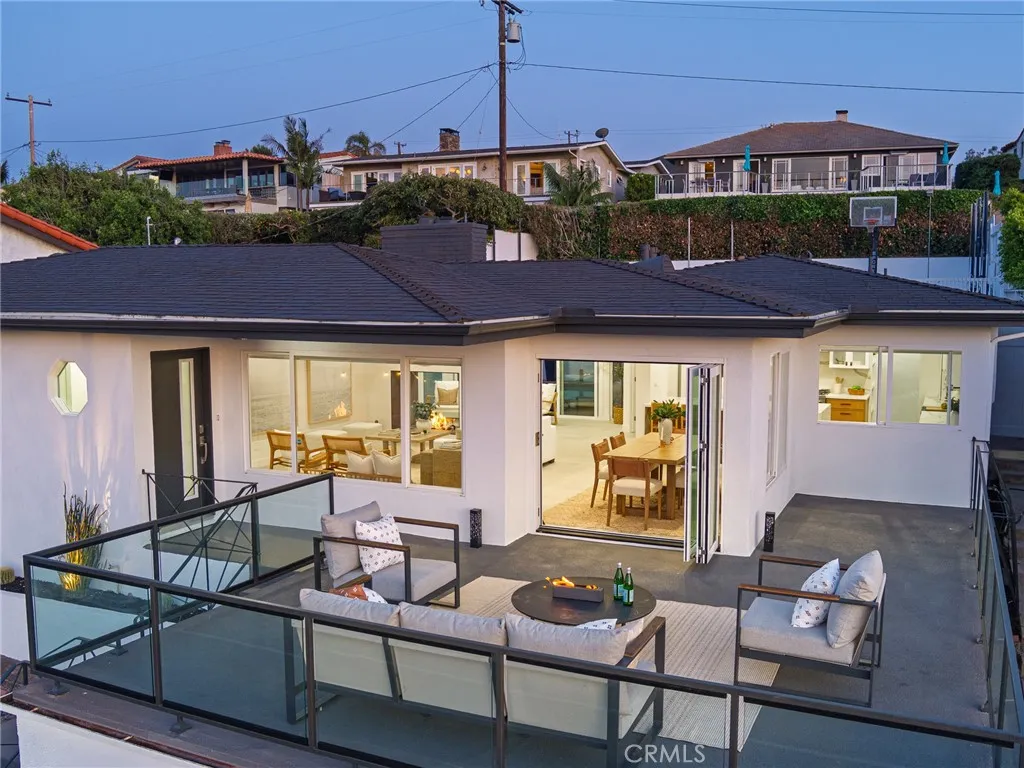 320 Calle Mayor, Redondo Beach, California 90277 home-pic-15