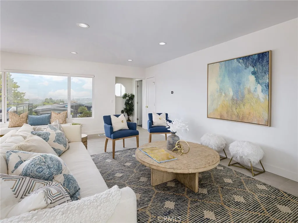 320 Calle Mayor, Redondo Beach, California 90277 home-pic-37