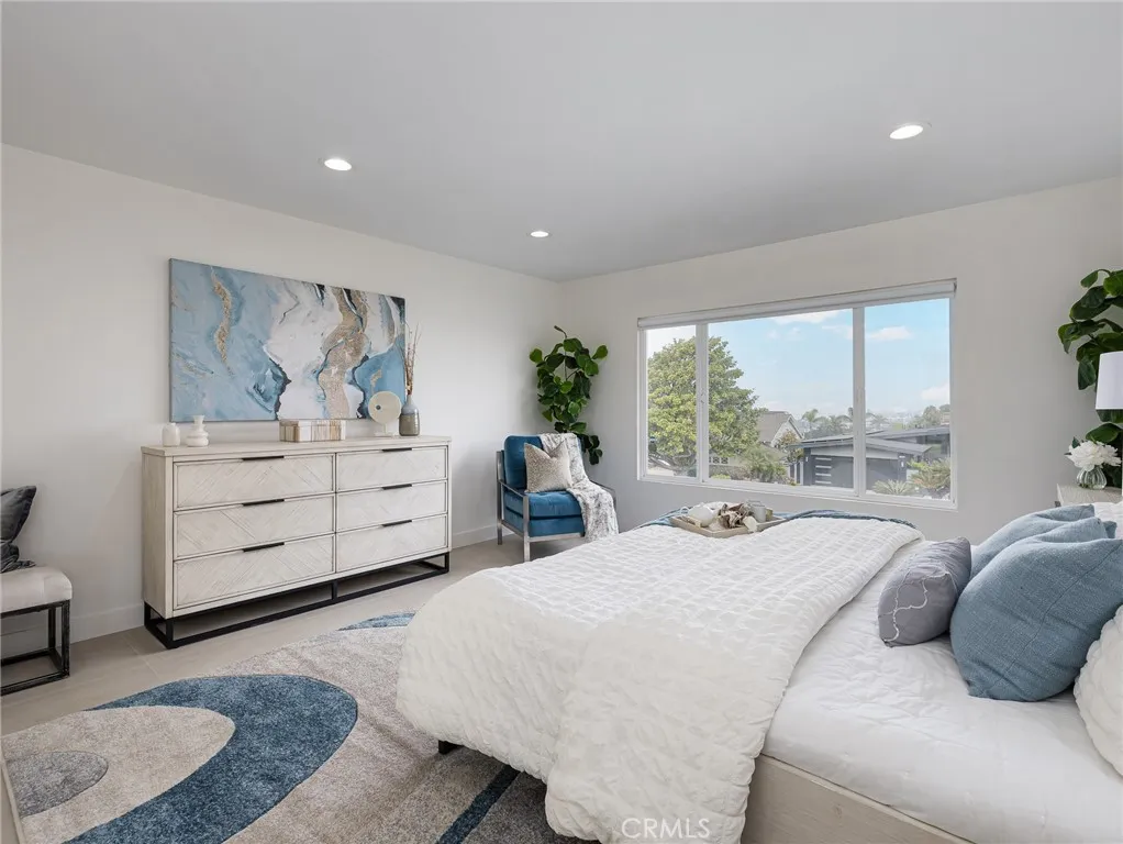 320 Calle Mayor, Redondo Beach, California 90277 home-pic-42