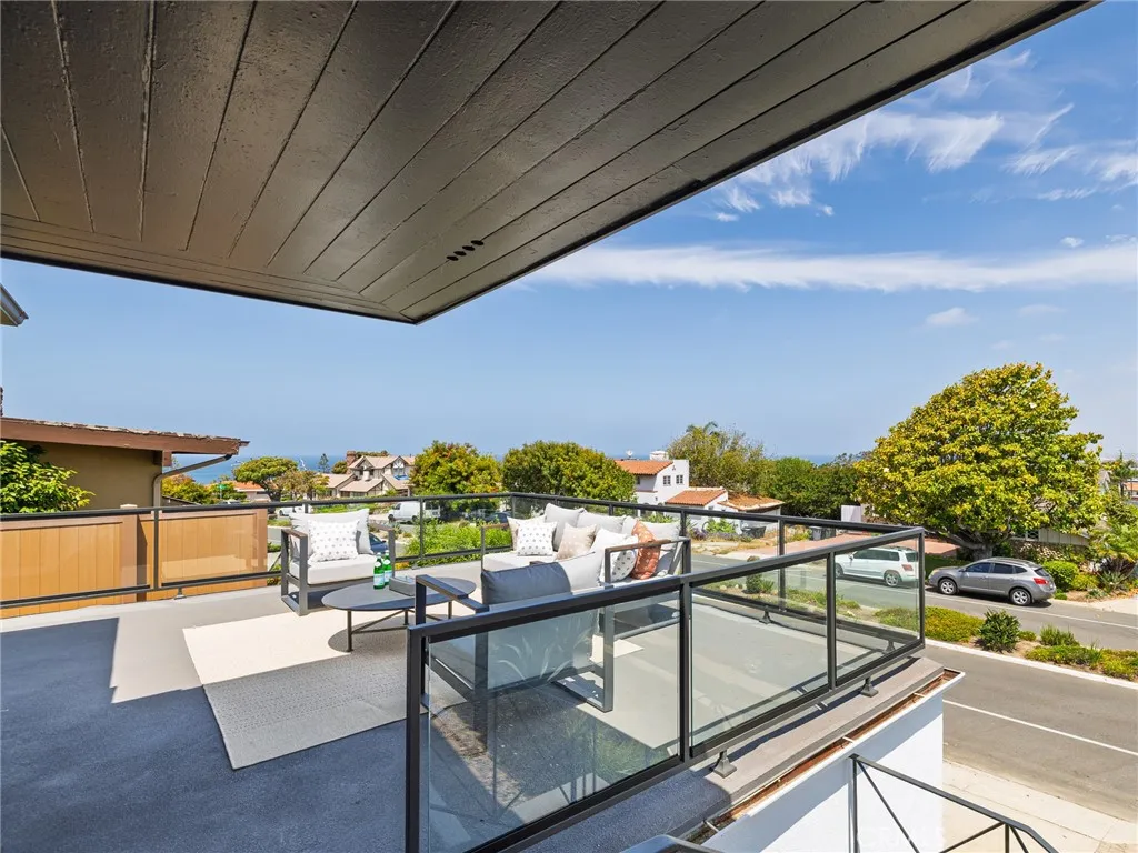 320 Calle Mayor, Redondo Beach, California 90277 home-pic-55