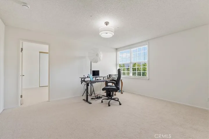 Upstairs Bonus room - possible 5th bedroom