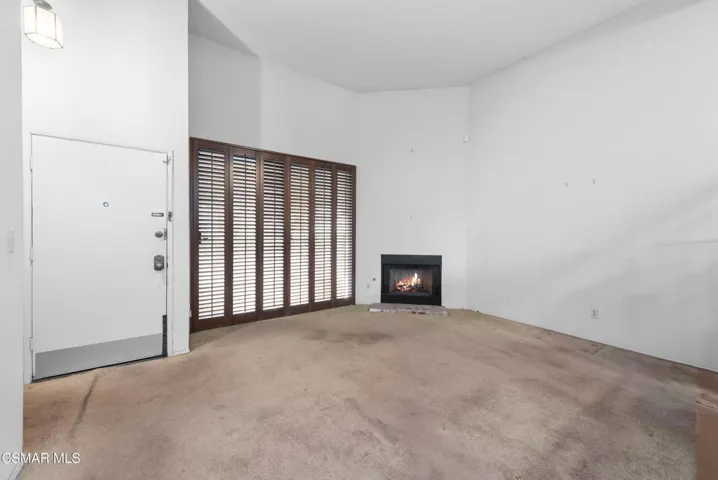 21145 Lassen St Chatsworth-5